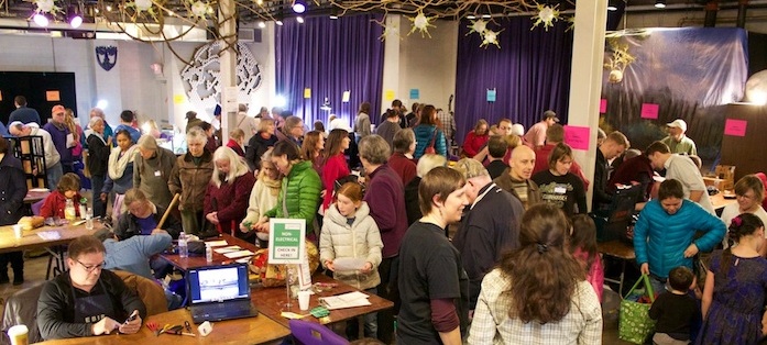 bannerCrowd2-CvilleRepairCafe-March2016